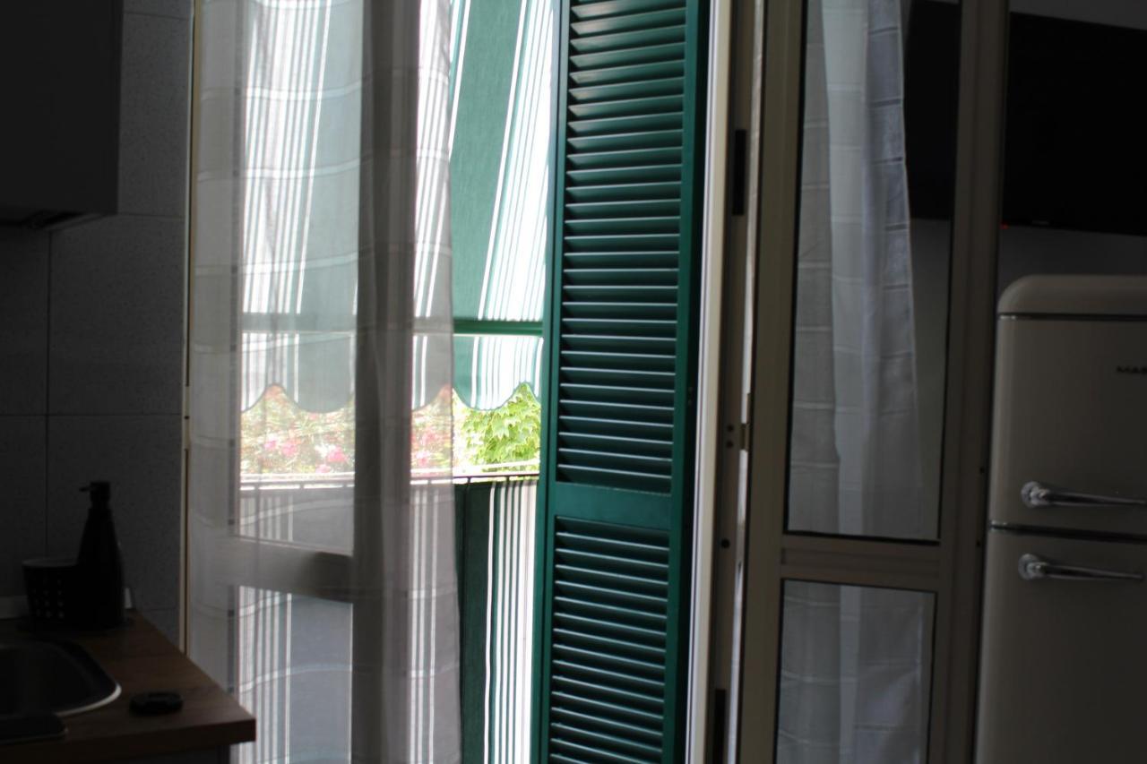 La Casa Ridente : Ischia Porto Apartment Exterior photo